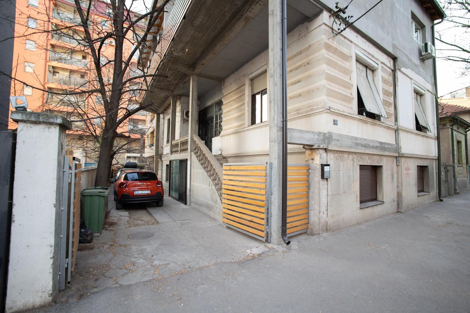 V & V Studio Apartments 2 Nis Exterior photo